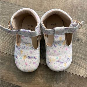 Monkey feet 🦄 t straps